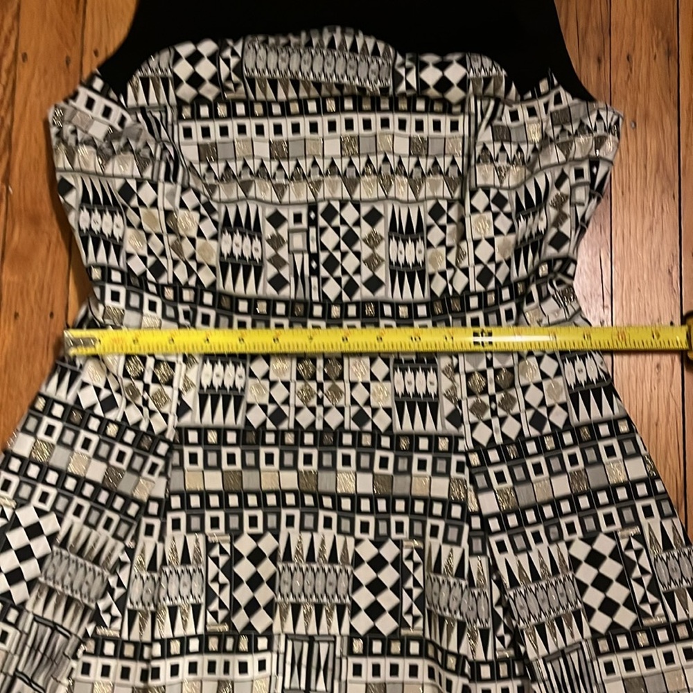 J Mclaughlin Sparkling Pattern And Black Party Dr… - image 6